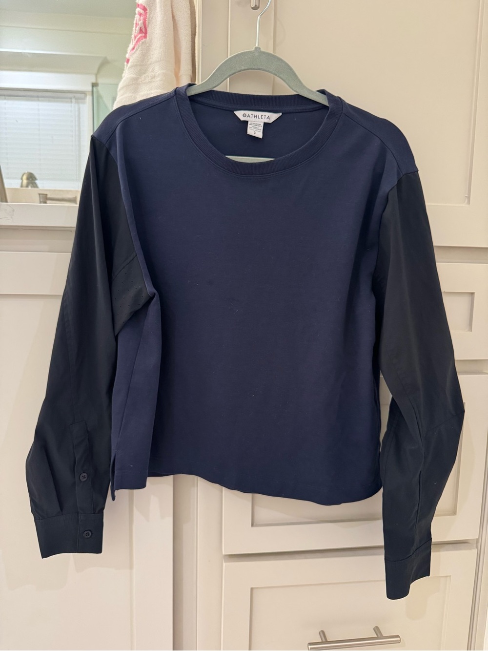 Athleta Harlow hybrid Navy Pullover Sweatshirt